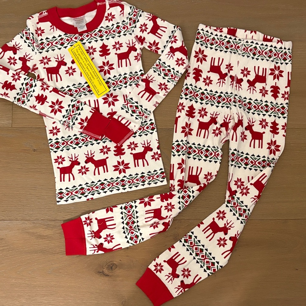Hanna Andersson Red and White Reindeer Pajama Set